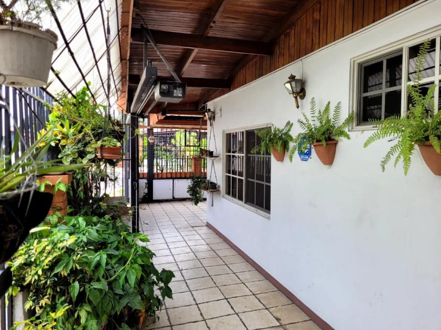 Venta de casa en San Antonio de Belén Heredia