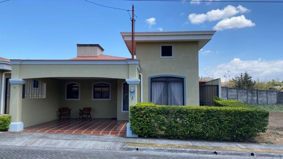 Venta de Casa en La Guácima, Alajuela. RAH 25-1001