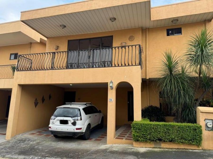 Venta de Casa en Belén, Heredia. RAH 25-1028