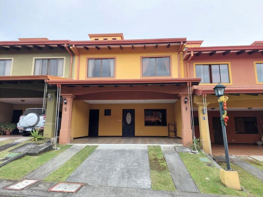 Venta de Casa en Montes de Oca, San José. RAH 25-1242