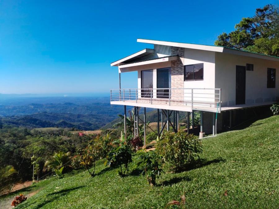 Casa Nueva con Vistas Panorámicas en San Ramón, Alajuela