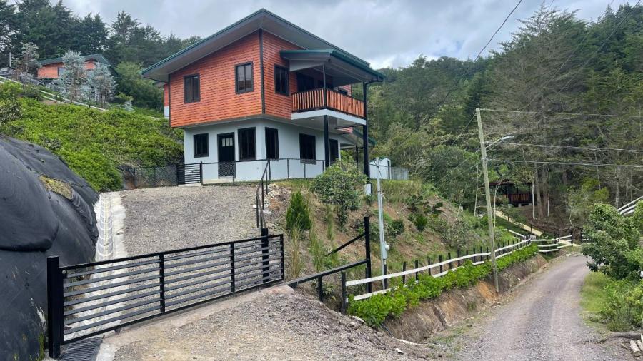 Venta de Casa en San Cristóbal Sur de Desamparados, San José.