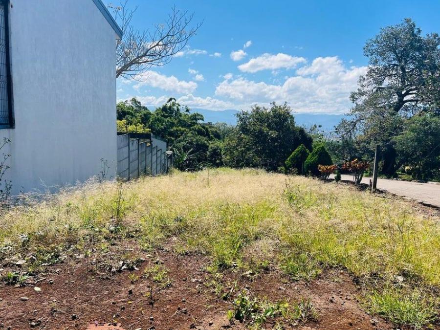 Venta de Lote en San Rafael-Concepción, Heredia. RAH 25-944