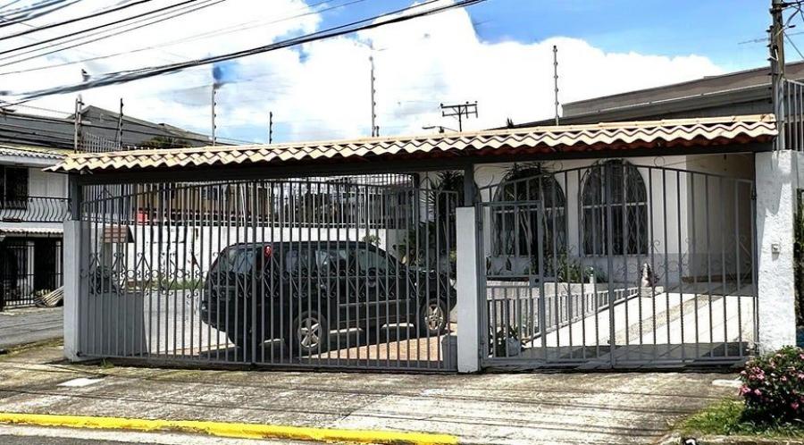 Foto Casa en Venta en Zapote, San Jos - U$D 195.000 - CAV105966 - BienesOnLine