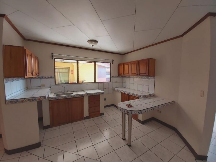 Foto Apartamento en Alquiler en Alajuela, Alajuela, Alajuela - ¢ 270.000 - APA105865 - BienesOnLine