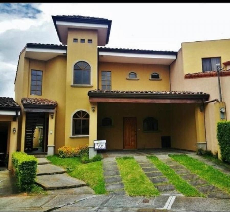 Foto Casa en Venta en Curridabat, San Jos - U$D 249.000 - CAV20918 - BienesOnLine