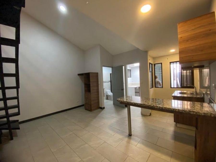 Foto Apartamento en Alquiler en Escaz, San Jos - ¢ 280.000 - APA104035 - BienesOnLine