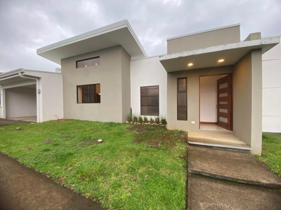 Foto Casa en Alquiler en Grecia, Alajuela - U$D 1.350 - CAA107803 - BienesOnLine