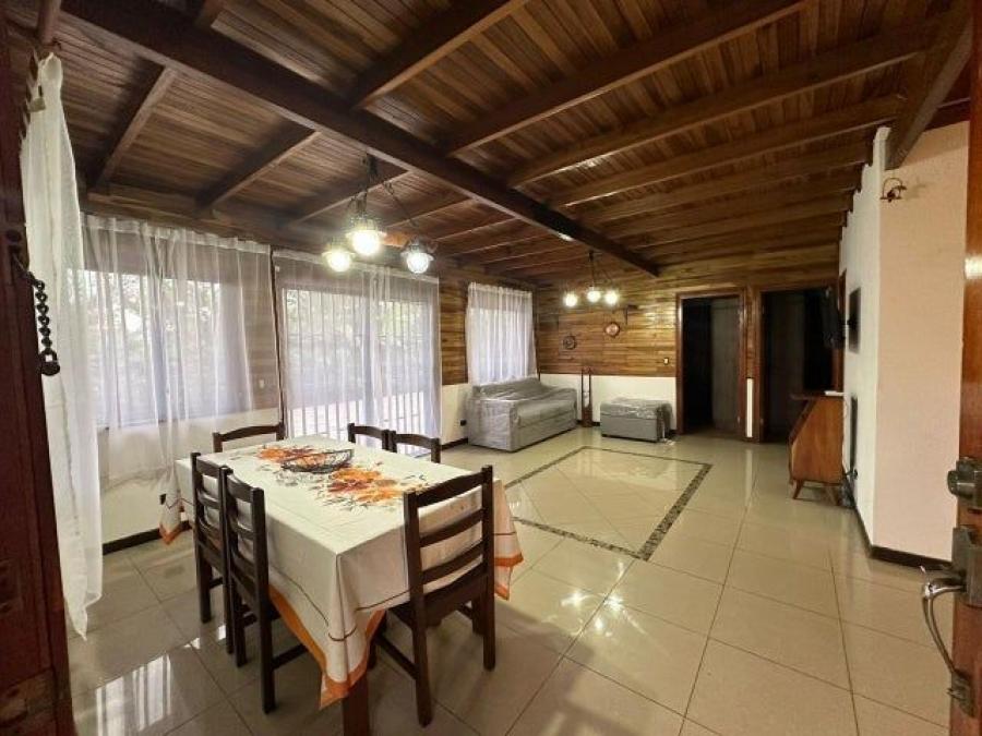 Foto Casa en Alquiler en Escaz, San Jos - U$D 1.400 - CAA105364 - BienesOnLine