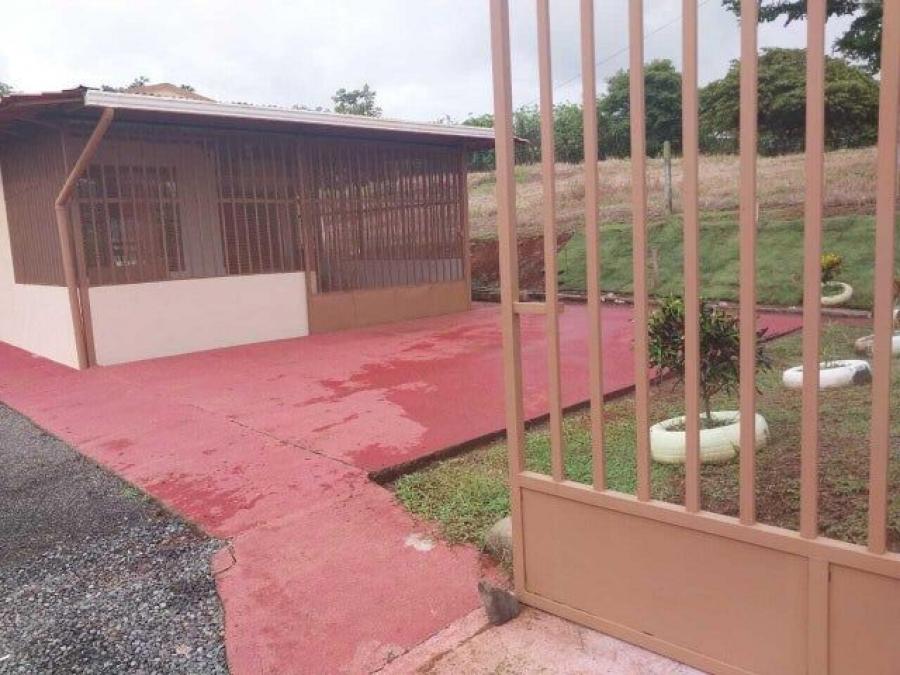 Foto Casa en Alquiler en San Mateo, Alajuela - U$D 900 - CAA104578 - BienesOnLine