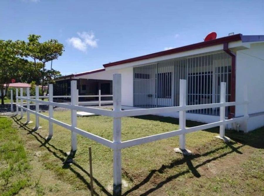 Foto Casa en Alquiler en Parrita, Puntarenas - U$D 850 - CAA105653 - BienesOnLine