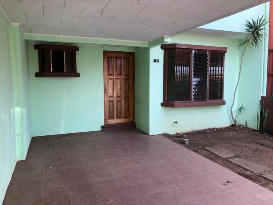 Alquiler de Casa en Ulloa, Heredia. 21-1382