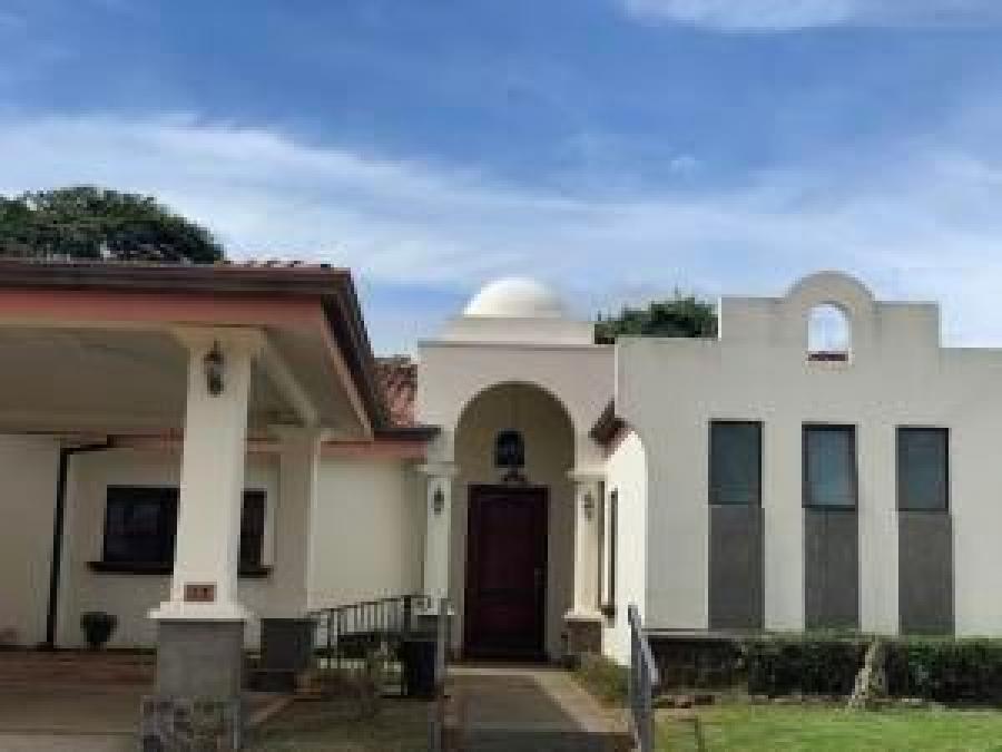 Foto Casa en Alquiler en Alajuela, Alajuela - U$D 1.500 - CAA34903 - BienesOnLine