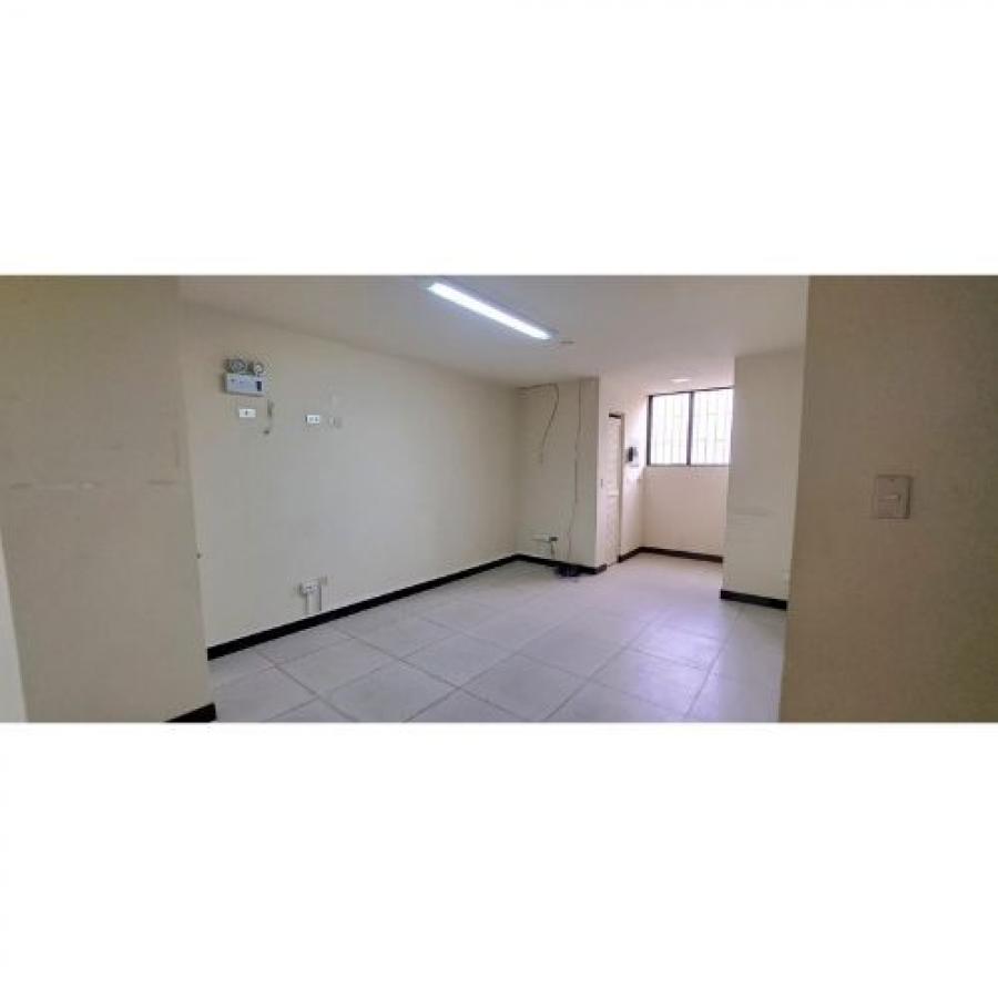 Foto Oficina en Alquiler en Rohrmoser, Pavas, San José - U$D 750 - OFA109267 - BienesOnLine