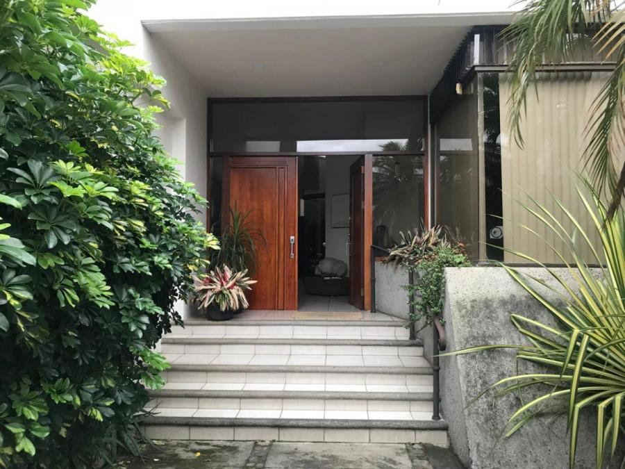 Foto Casa en Alquiler en San Rafael, Escazú, San José - U$D 1.950 - CAA104072 - BienesOnLine