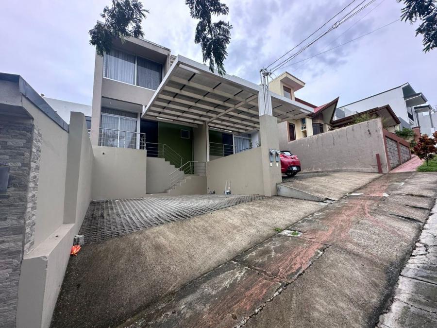 Foto Casa en Alquiler en Brasil, San Jos - U$D 950 - CAA103052 - BienesOnLine