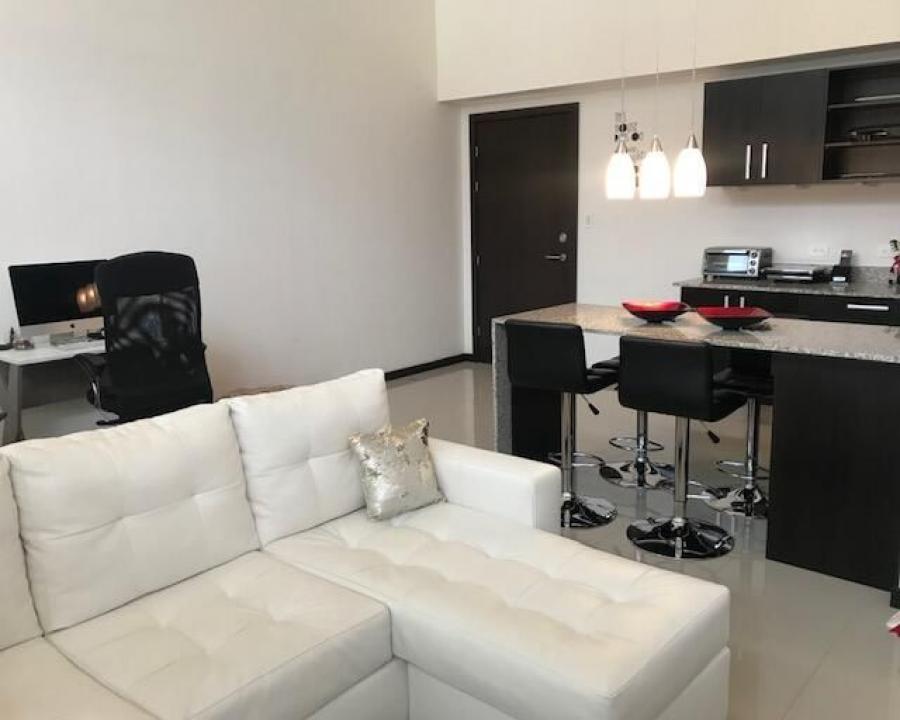 Apartamento en venta en Santa Ana, San José. RAH 21-1427