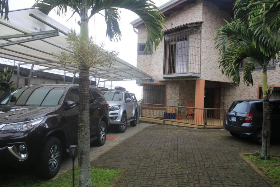 Foto Casa en Venta en san josecito, Heredia, Heredia - U$D 467.000 - CAV106231 - BienesOnLine