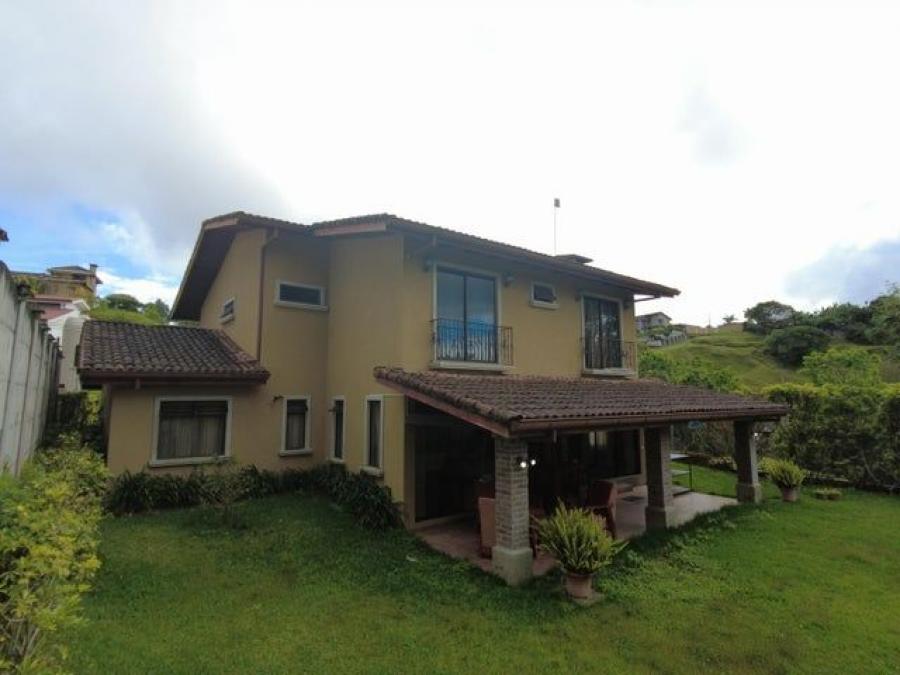 Foto Casa en Venta en Condominio Majestuosos Prado, Mata Platano, Goicoechea, San José - U$D 460.000 - CAV74437 - BienesOnLine