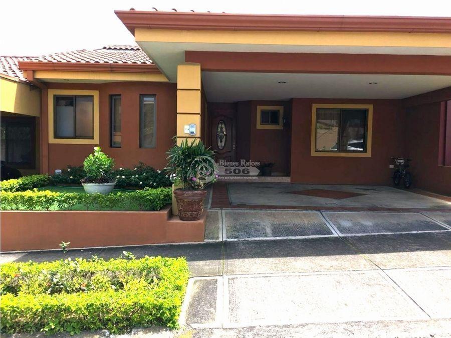 Foto Casa en Venta en San Joaqun, San Joaqun, Heredia - ¢ 116.700.000 - CAV103911 - BienesOnLine