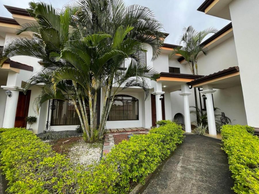 Foto Casa en Venta en Alajuela, Alajuela - U$D 225.000 - CAV52730 - BienesOnLine