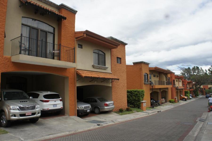 Foto Casa en Venta en Mora, San Jos - U$D 230.000 - CAV36371 - BienesOnLine