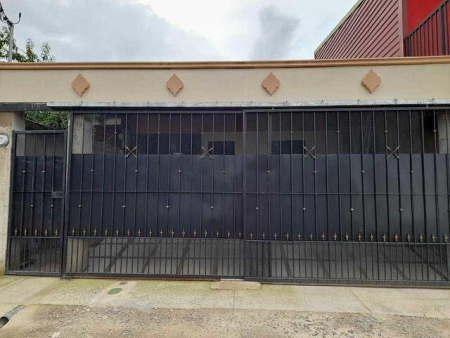 Casa en Venta en el Guarco, Cartago RAH #23407