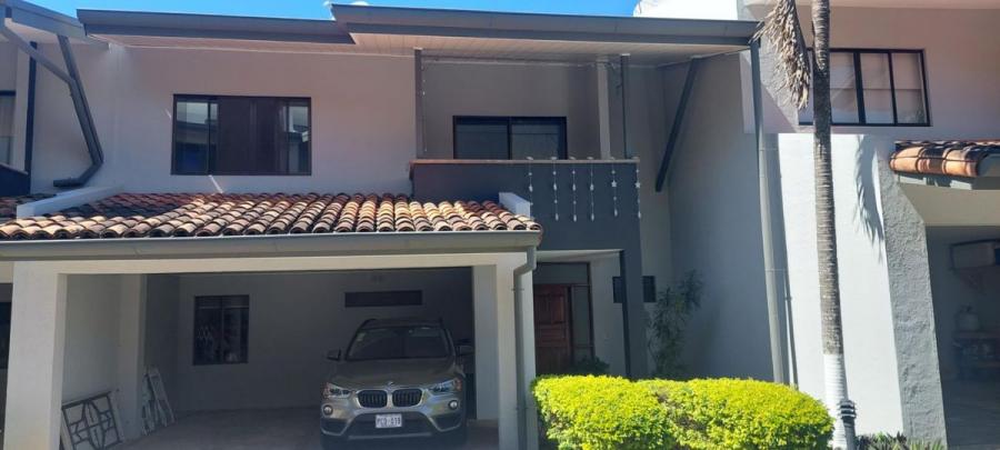 Foto Casa en Venta en Santa Ana, San Jos - U$D 210.000 - CAV68303 - BienesOnLine