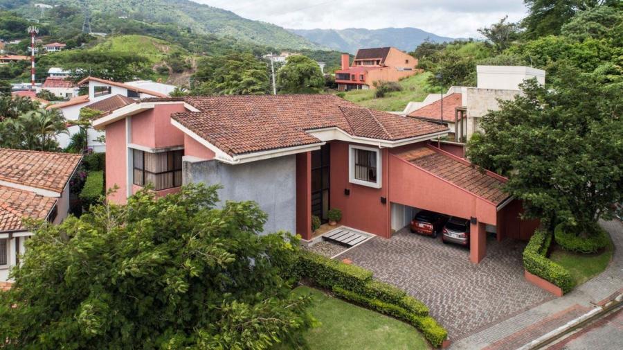 Foto Casa en Venta en Escaz, San Jos - U$D 695.000 - CAV67954 - BienesOnLine