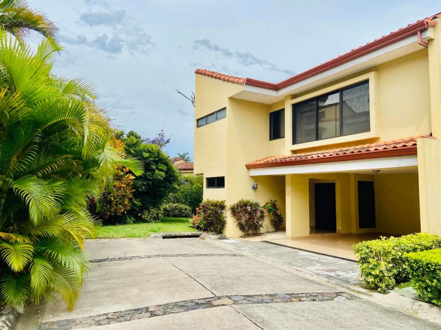 Foto Casa en Venta en Guachipelin, Escaz, San Jos - U$D 590.000 - CAV32844 - BienesOnLine