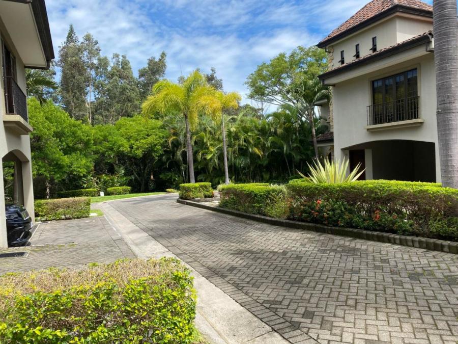 Foto Casa en Venta en Escazú, San José - U$D 575.000 - CAV102416 - BienesOnLine