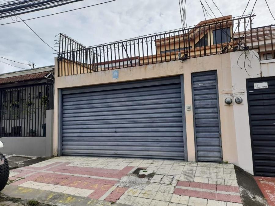 Casa en Venta en La Uruca, San José RAH #221191