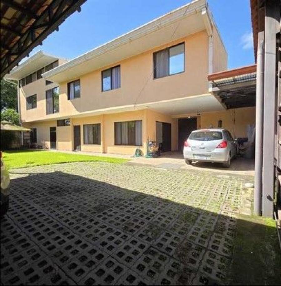 Foto Casa en Venta en Moravia, San José - U$D 275.000 - CAV109497 - BienesOnLine