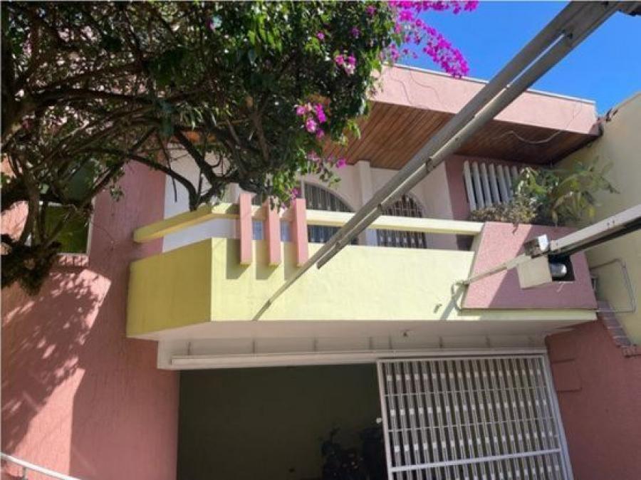 Casa en venta en Moravia  Uso Mixto  5PFJ7516811