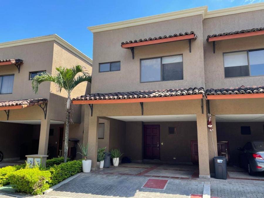 Casa en Venta en Pozos de Santa Ana RAH #221703