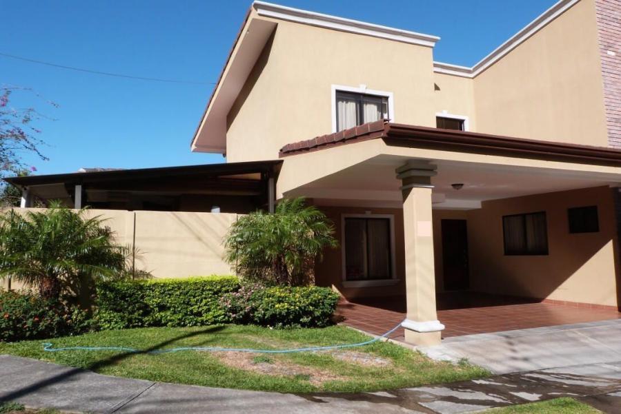 Foto Casa en Venta en Santa Ana, San José - U$D 295.000 - CAV60483 - BienesOnLine