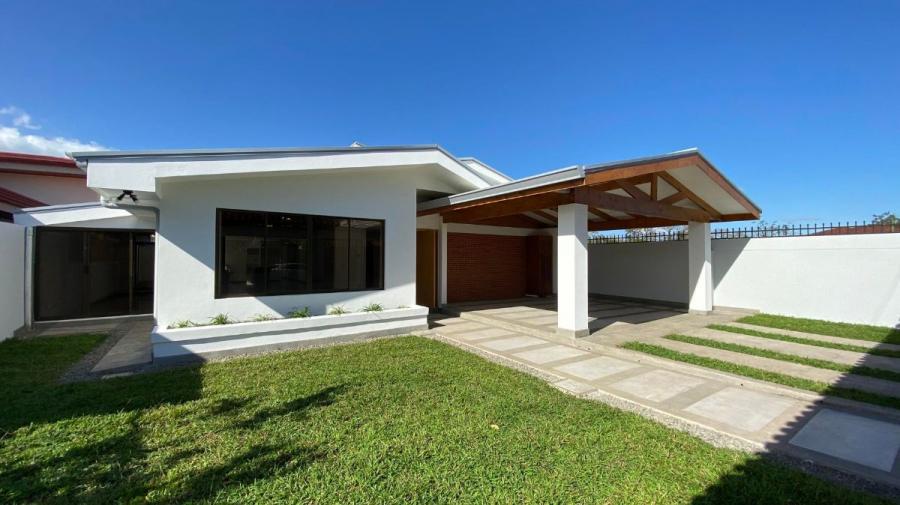 Foto Casa en Venta en Santa Ana, San Jos - U$D 590.000 - CAV74594 - BienesOnLine