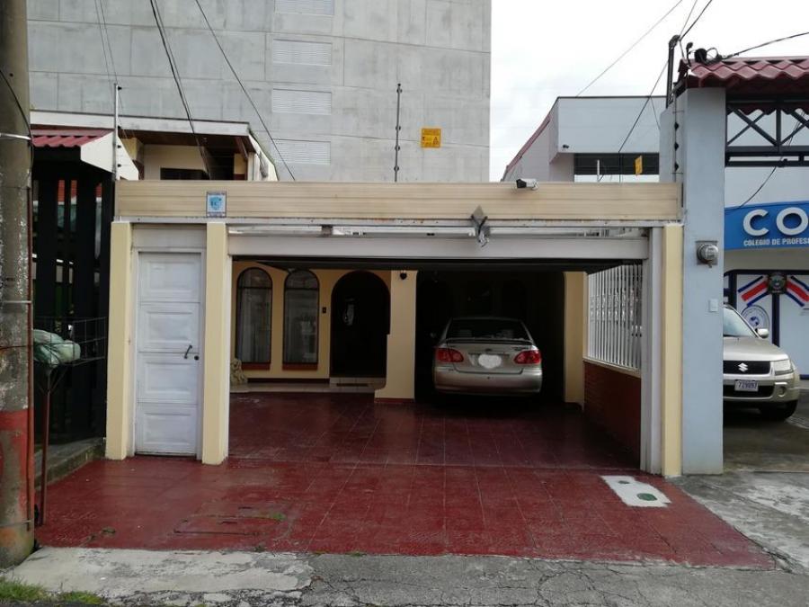 Casa en venta en Sabana, San José. RAH 22-294