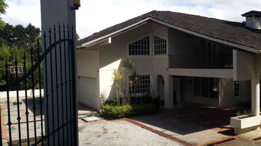 Foto Casa en Venta en Montes de Oca, San José - U$D 1.200.000 - CAV52947 - BienesOnLine