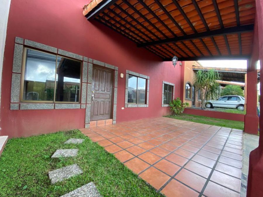 Casa en venta en San Francisco de Heredia. RAH 21-2490