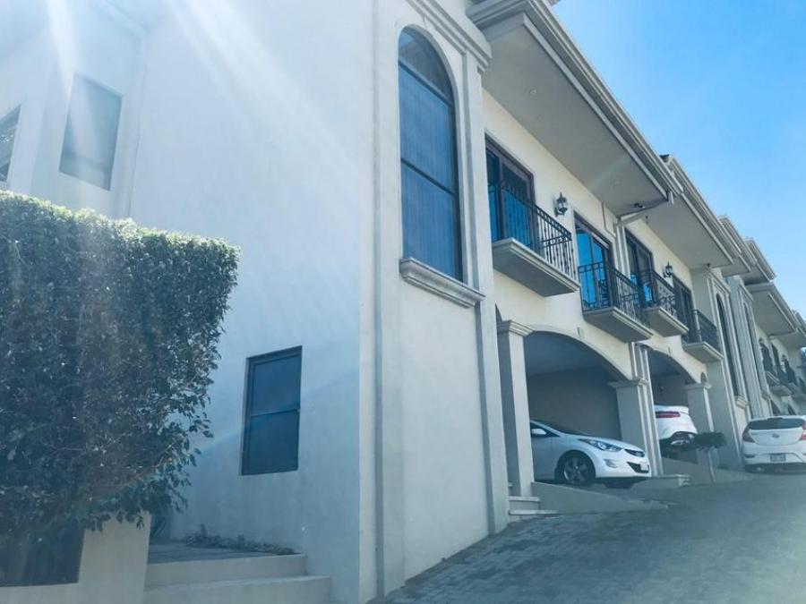 Foto Casa en Venta en San Rafael, Escaz, San Jos - U$D 315.000 - CAV40247 - BienesOnLine