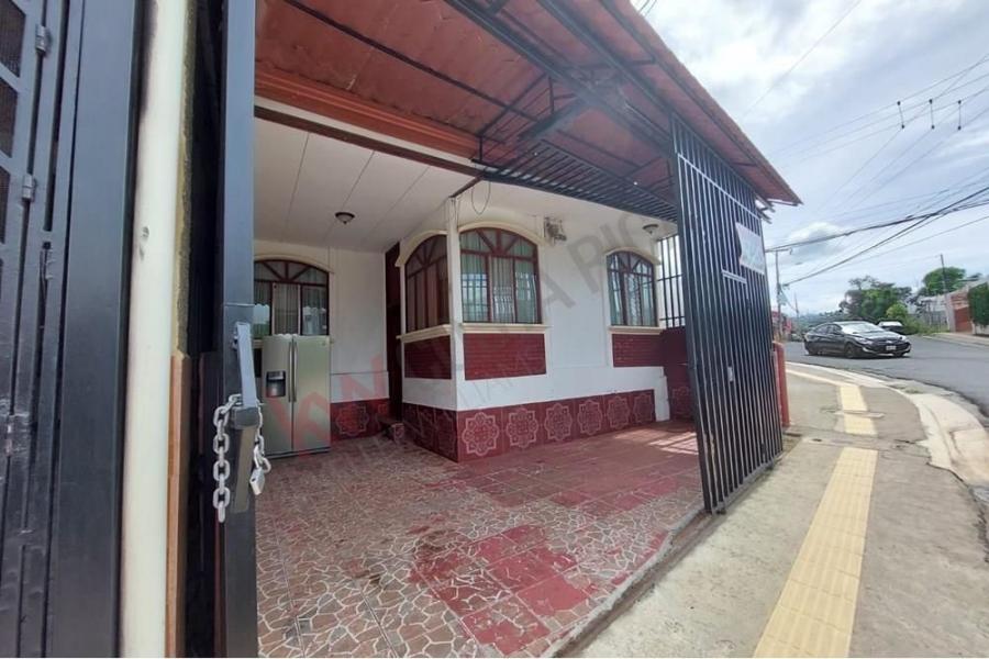 CASA EN VENTA EN SAN RAFAEL DE HEREDIA #5589 