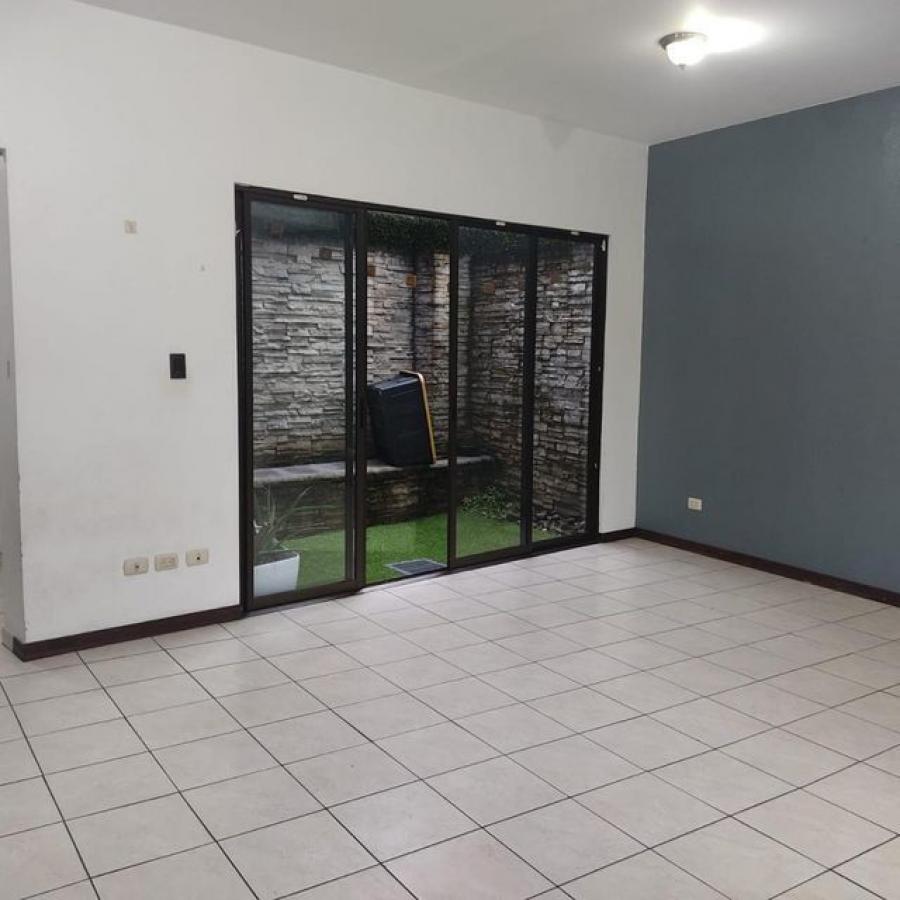 Casa en venta en San Sebastian, San José. RAH 21-118