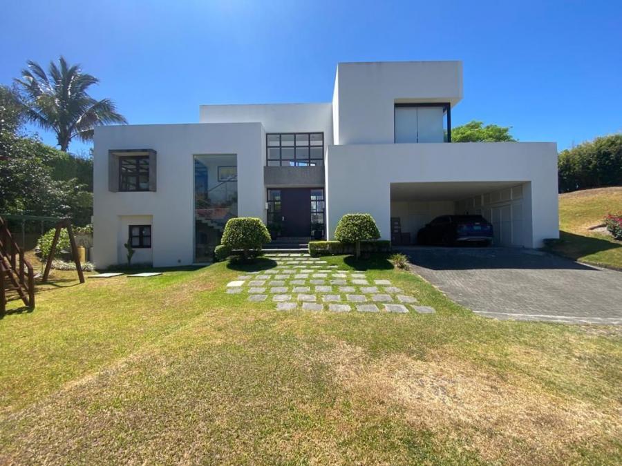 Foto Casa en Venta en Santa Ana, San José - U$D 1.200.000 - CAV58242 - BienesOnLine