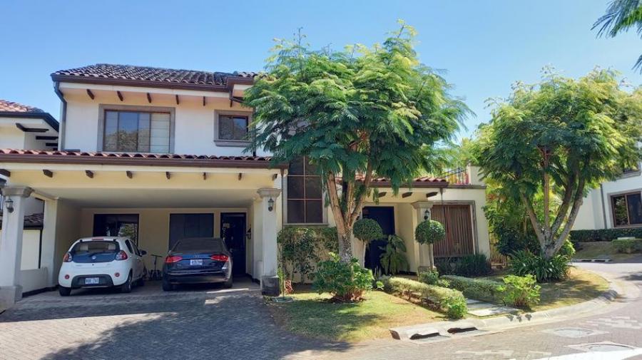 Foto Casa en Venta en Santa Ana, San Jos - U$D 475.000 - CAV66592 - BienesOnLine