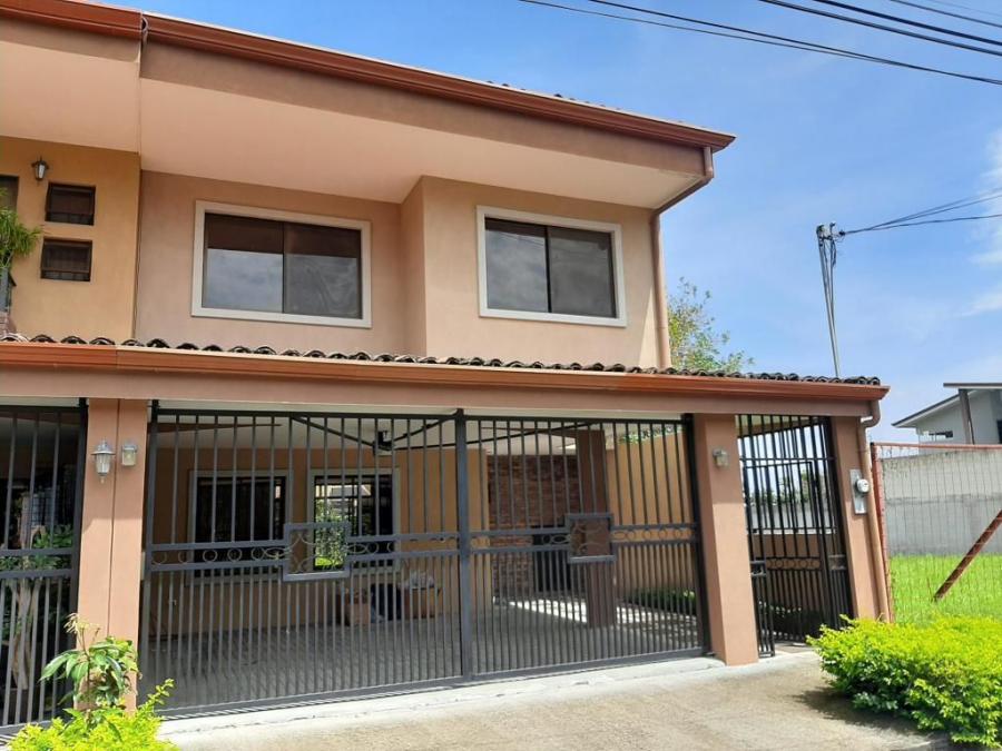 Foto Casa en Venta en Santa Ana, San José - U$D 215.000 - CAV28631 - BienesOnLine