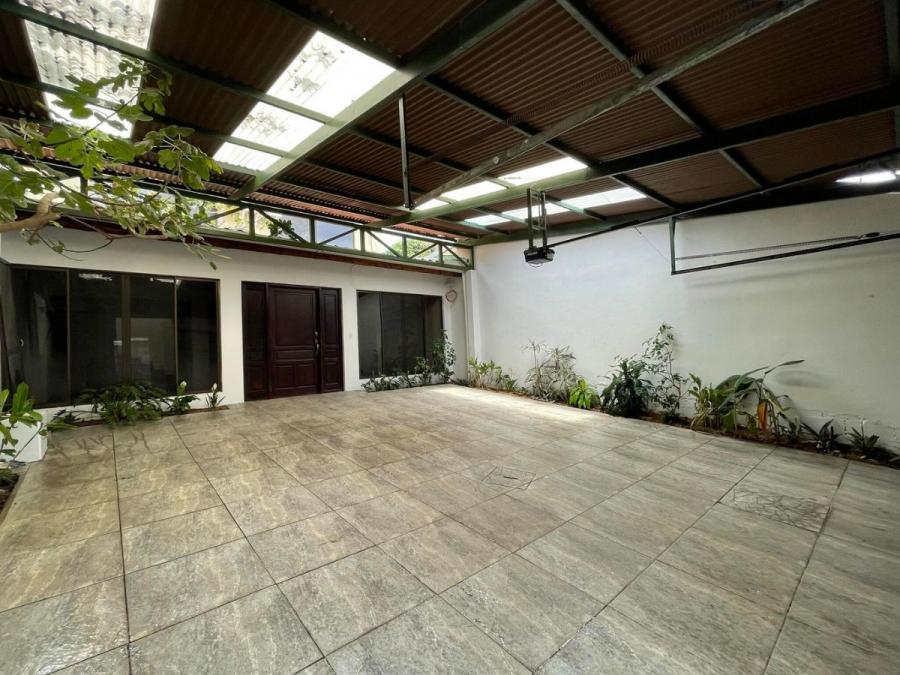 Foto Casa en Venta en Santa Ana, San Jos - U$D 250.000 - CAV58282 - BienesOnLine