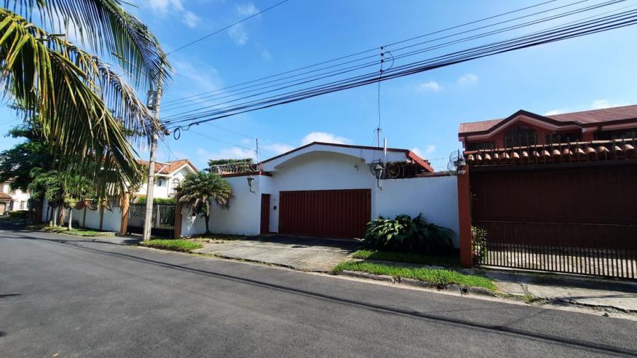 Foto Casa en Venta en Santa Ana, San Jos - U$D 220.000 - CAV52572 - BienesOnLine