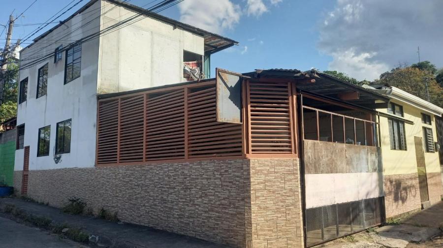 Casa en Venta en Santa Ana, San José. RAH 23-2049