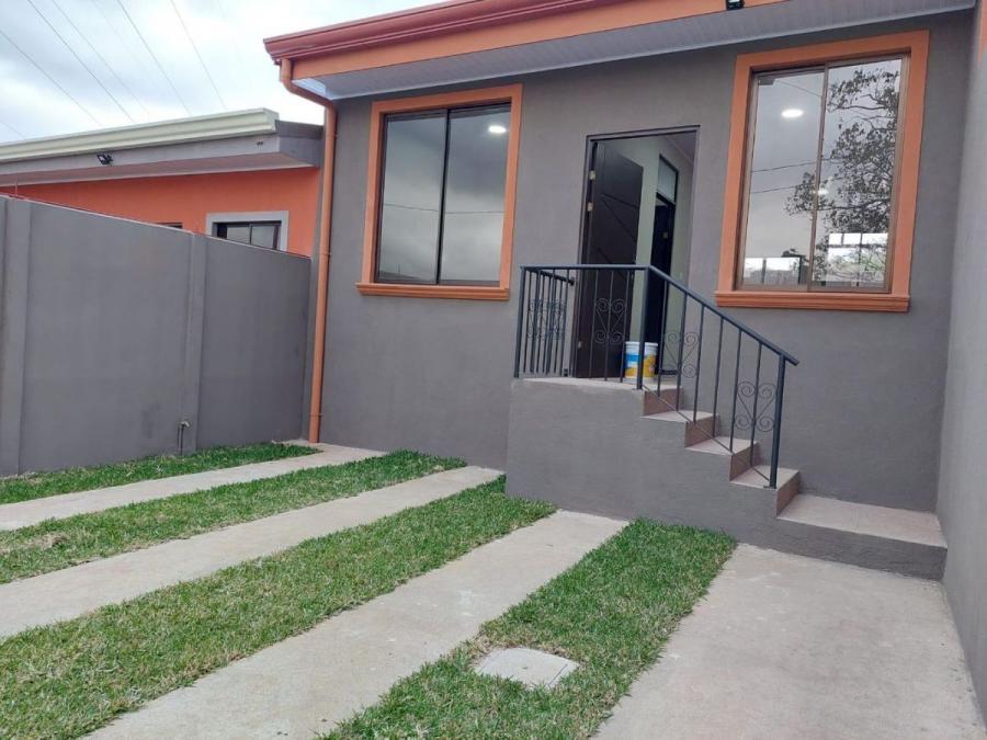 Casa en Venta en Santo Domingo, Heredia RAH #221982